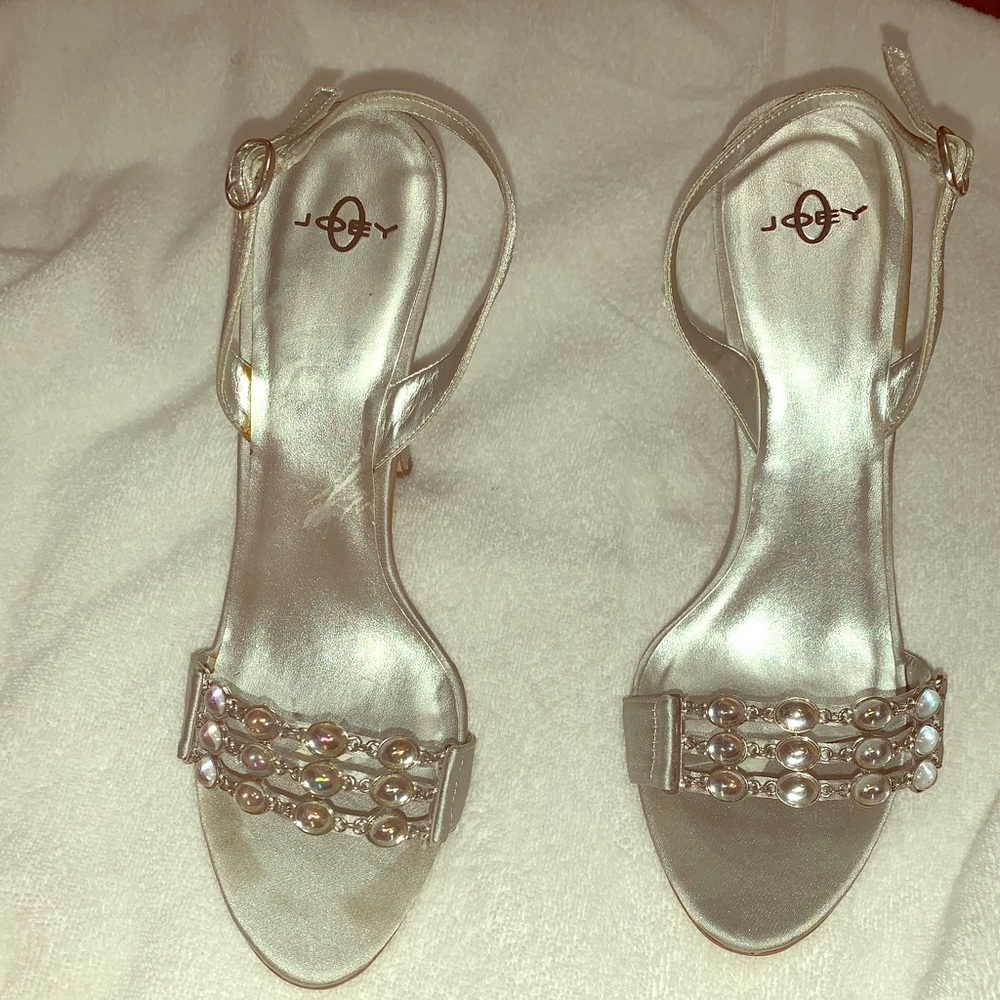 Silver & Pearl open toe heel sandals